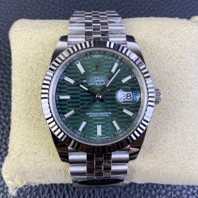 Datejust 41 m126334-0030 1:1 Super Clone, 41 mm, Green Fluted Motif Index Dial